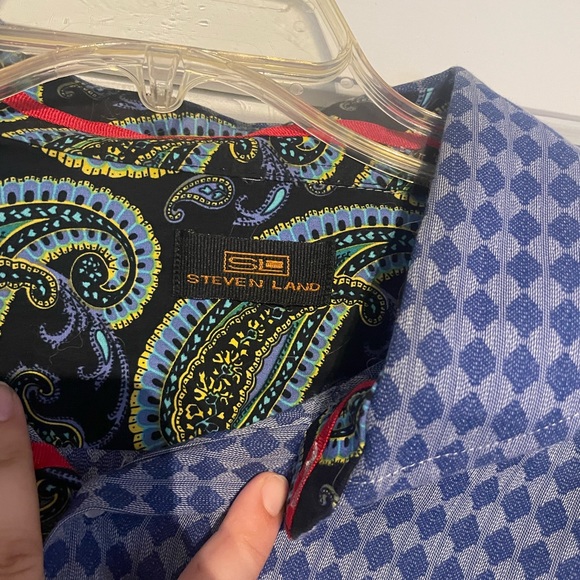 Button down - Picture 5 of 5